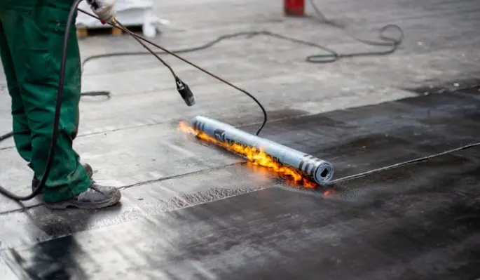 Рулонные гидроизоляционные материалы: надежная защита от влаги