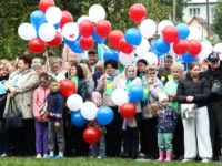 С юбилеем Бисерти поздравили Валентина Суровцева и Денис Паслер s yubileem biserti pozdravili valentina surovczeva i denis pasler-lavi-su-0