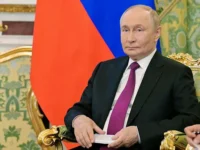 Владимир Путин подтвердил тайную договоренность о встрече с Дональдом Трампом и интригу вокруг ОАЭ и Саудовской Аравии vladimir putin podtverdil tajnuyu dogovorennost o vstreche s donaldom trampom i intrigu vokrug oae i saudovskoj aravii-lavi-su-0