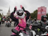 Максим Ликсутов и Джефф Монсон вдохновили участников закрытия мотосезона maksim liksutov i dzheff monson vdohnovili uchastnikov zakrytiya motosezona-lavi-su-0