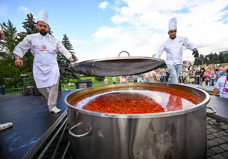Минпромторг и Теремок создают эталон русской кухни с Михаилом Гончаровым-0