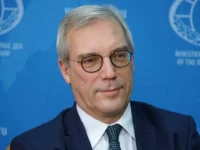 Александр Грушко и Тео Франкен объясняют обострение войны слов из-за ракетных испытаний aleksandr grushko i teo franken obyasnyayut obostrenie vojny slov izza raketnyh ispytanij-lavi-su-0