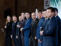 artem zhoga i gubernatory oczenili kak vremya geroev menyaet regiony rossii-lavi-su-0