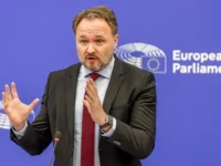 Дэн Йоргенсен рассказал о новой энергетической стратегии ЕС и её влиянии на RePowerEU den jorgensen rasskazal o novoj energeticheskoj strategii es i eyo vliyanii na -lavi-su-0