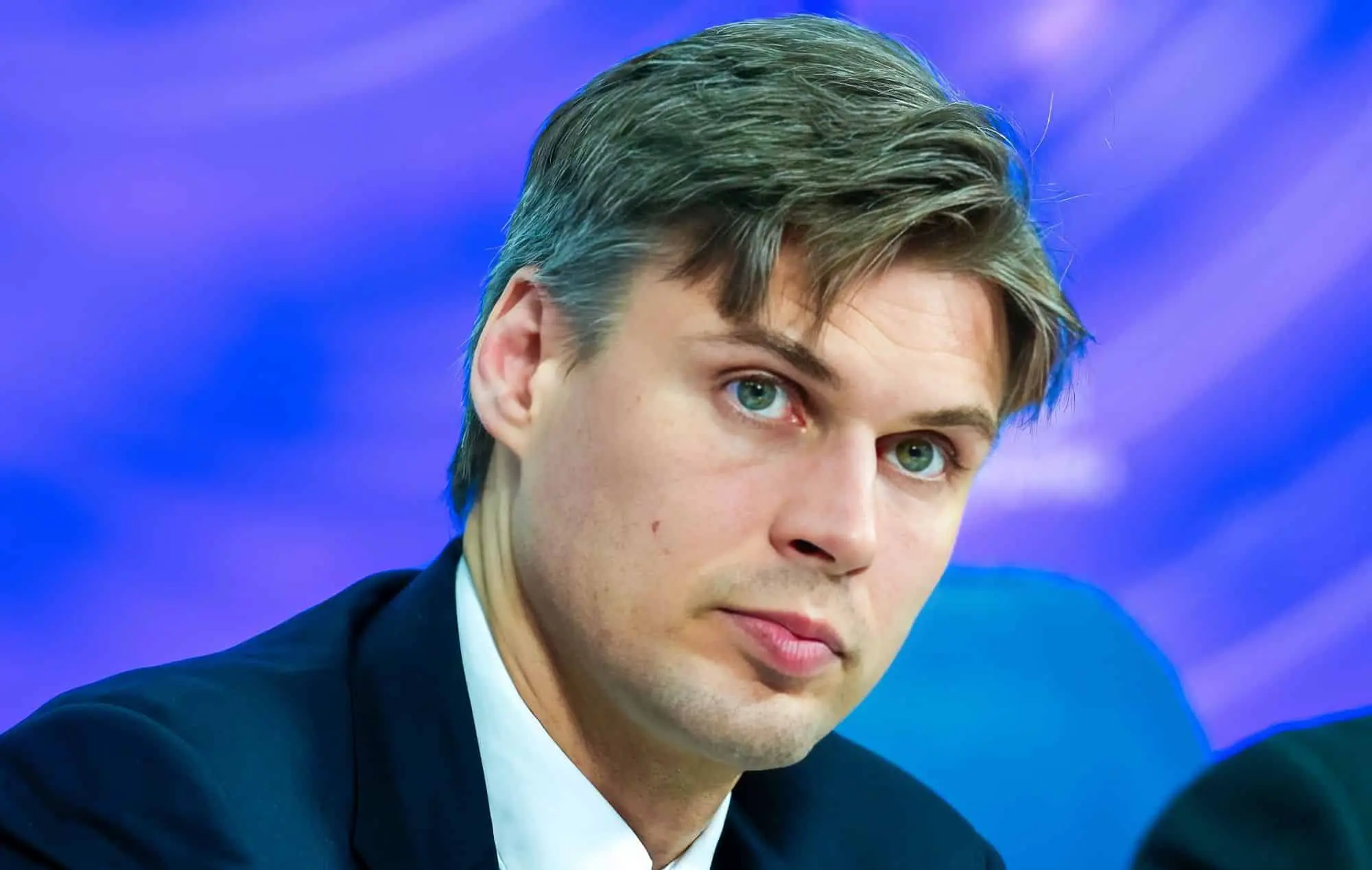 Дмитрий Баканов сообщил о запуске спутников Роскосмосом к Новому году-0