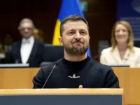 Дуглас Макгрегор и Дональд Трамп усиливают давление на Зеленского и Путина duglas makgregor i donald tramp usilivayut davlenie na zelenskogo i putina-lavi-su-0