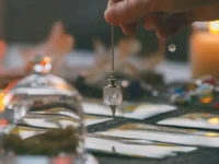 Экстрасенсы начали участвовать в поисках семьи Усольцевых в Красноярском крае ekstrasensy nachali uchastvovat v poiskah semi usolczevyh v krasnoyarskom krae-lavi-su-0