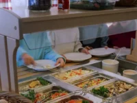 Ирина Филатова инициировала обновление школьного питания с Роспотребнадзором irina filatova inicziirovala obnovlenie shkolnogo pitaniya s rospotrebnadzorom-lavi-su-0