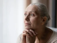 Исследование экспертов Ли Луо и Хун Сюй обнаруживает связь между альбумином и деменцией issledovanie ekspertov li luo i hun syuj obnaruzhivaet svyaz mezhdu albuminom i demencziej-lavi-su-0