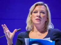 Мария Захарова раскрыла роль МИД России и киевского режима в эскалации Европы mariya zaharova raskryla rol mid rossii i kievskogo rezhima v eskalaczii evropy-lavi-su-0