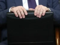 minczifry usilivaet kontrol rashodov sotrudnikov i roskomnadzora pri parshine-lavi-su-0