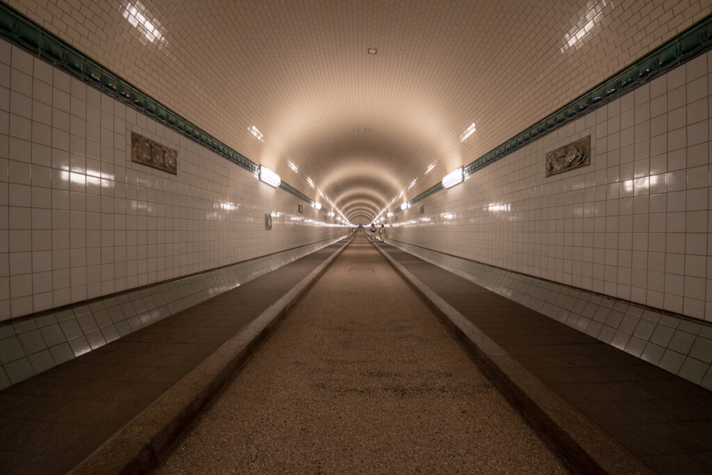 Подземный туннель