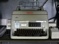 Приключения программиста Тома с Boeing 707 и старой техникой в Африке priklyucheniya programmista toma s 707 i staroj tehnikoj v afrike-lavi-su-0