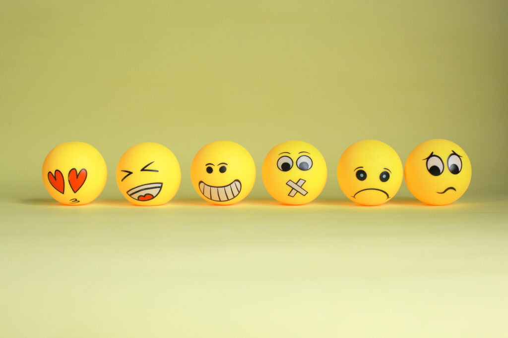 Различные жёлтые смайлики