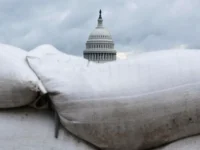 Рон Десантис и Дэвид Трон предлагают обновить ограничения сроков конгресса США ron desantis i devid tron predlagayut obnovit ogranicheniya srokov kongressa ssha-lavi-su-0