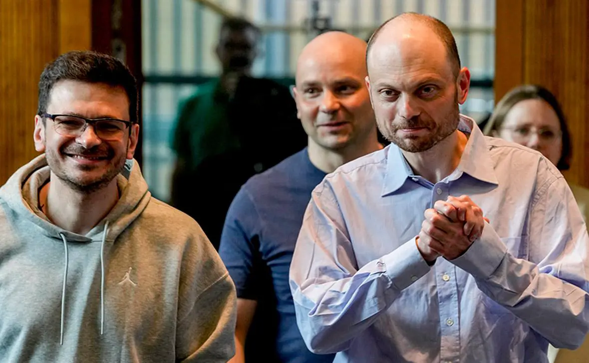 Илья Яшин и Владимир Кара-Мурза (Michael Probst / АР / ТАСС)