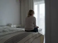 Том изменил взгляд на отношения и деньги в истории доверия и решений tom izmenil vzglyad na otnosheniya i dengi v istorii doveriya i reshenij-lavi-su-0