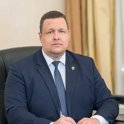 Павел Гусенков