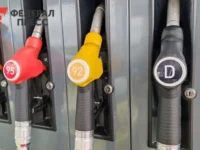 В Удмуртии Центр управления регионом опроверг слухи о дефиците бензина v udmurtii czentr upravleniya regionom oproverg sluhi o deficzite benzina-lavi-su-0