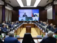 vladimir putin i artem zhoga obsuzhdayut izmeneniya v fonde zashhitniki otechestva v urfo-lavi-su-0