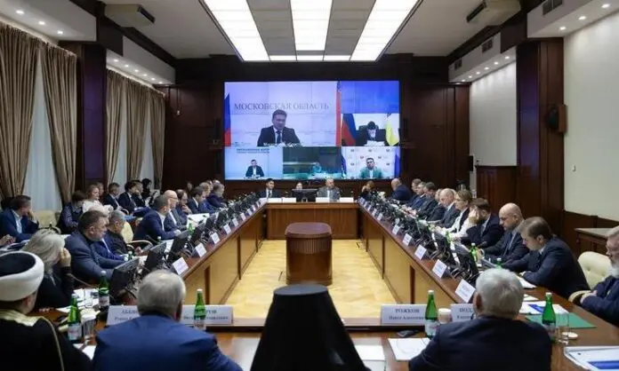 Владимир Путин и Артем Жога обсуждают изменения в фонде «Защитники Отечества» в УрФО-0