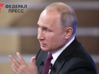 Владимир Путин презентует Эмомали Рахмону уникальное издание о таджиках vladimir putin prezentuet emomali rahmonu unikalnoe izdanie o tadzhikah-lavi-su-0