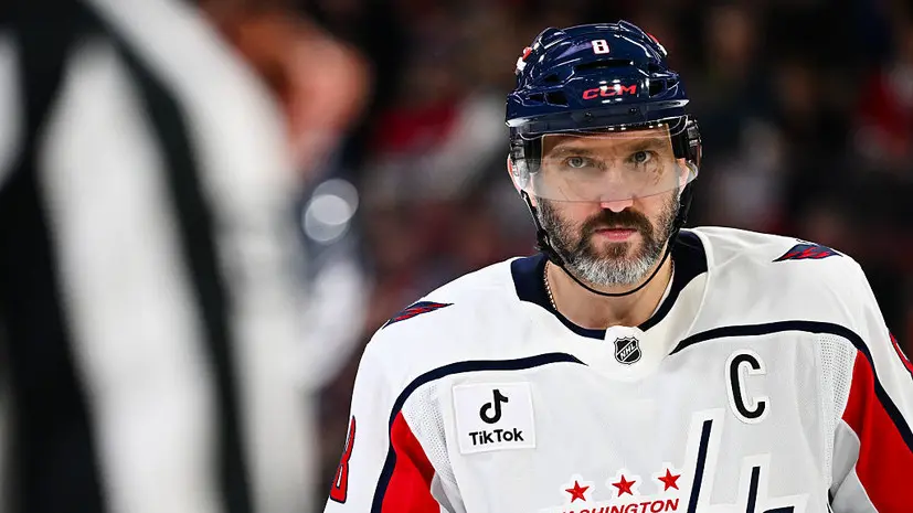 «Вашингтон» провёл церемонию в честь 900-й шайбы и 1500-й игры Овечкина в НХЛ