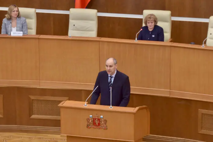 Денис Паслер рассказал о приоритетах Законодательного Собрания Свердловской области в 2026 году-0