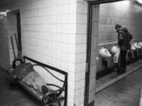 Дмитрий Пучков (Гоблин) вспоминает о проблемах общественных туалетов в СССР dmitrij puchkov goblin vspominaet o problemah obshhestvennyh tualetov v sssr-lavi-su-0