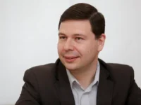 iskusstvennyj intellekt i institut russkogo yazyka ran obsuzhdayut dlinnoe slovo-lavi-su-0