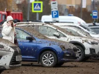 Красногорский водитель победил обстоятельства дважды у комплекса Снежком krasnogorskij voditel pobedil obstoyatelstva dvazhdy u kompleksa snezhkom-lavi-su-0