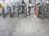 Курский вокзал под защитой — Московская прокуратура и РЖД обеспечивают порядок kurskij vokzal pod zashhitoj moskovskaya prokuratura i rzhd obespechivayut poryadok-lavi-su-0