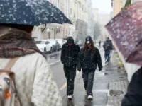 Метео прогнозирует снег с дождём и лёгкий мороз в Москве к выходным meteo prognoziruet sneg s dozhdyom i lyogkij moroz v moskve k vyhodnym-lavi-su-0