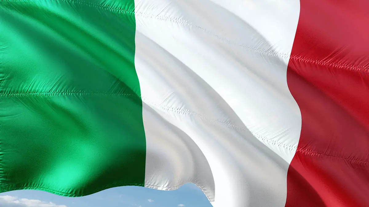 «Совершенно права»: итальянский политик призвал прислушаться к словам Захаровой