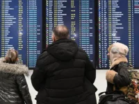 optimistichnye puteshestvenniki zhdut rejs   iz vnukovo v dubaj s nadezhdoj-lavi-su-0
