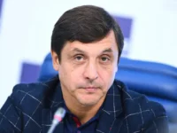 Валерий Каменский поддержал сокращение дисквалификации Морозова в «Спартаке» valerij kamenskij podderzhal sokrashhenie diskvalifikaczii morozova v spartake-lavi-su-0
