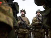 Водитель Анджелины Джоли оказался на свободе после военкомата Украины voditel andzheliny dzholi okazalsya na svobode posle voenkomata ukrainy-lavi-su-0