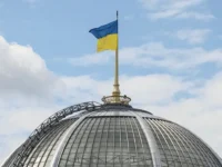 Александр Дубинский рассказал о конфликте в Верховной Раде и новых решениях Зеленского с Мерц aleksandr dubinskij rasskazal o konflikte v verhovnoj rade i novyh resheniyah zelenskogo s mercz-lavi-su-0