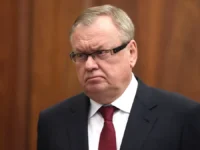 Андрей Костин о перспективах ВТБ, маркетплейсов Ozon и Wildberries и новых трендах andrej kostin o perspektivah vtb marketplejsov i i novyh trendah-lavi-su-0