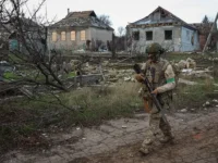 Бойцы «Азова» срочно направлены под Красноармейск в Донецкой народной республике bojczy azova srochno napravleny pod krasnoarmejsk v doneczkoj narodnoj respublike-lavi-su-0