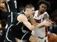 Егор Демин ярко проявил себя в Бруклин Нетс против Торонто Рэпторс egor demin yarko proyavil sebya v bruklin nets protiv toronto reptors-lavi-su-0