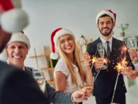 Эксперт Роскачества Евгения Ганькина объясняет права сотрудников на корпоративе ekspert roskachestva evgeniya gankina obyasnyaet prava sotrudnikov na korporative-lavi-su-0