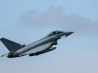 Германия направила истребители Eurofighter в Польшу для укрепления обороны НАТО у Калининграда germaniya napravila istrebiteli v polshu dlya ukrepleniya oborony nato u kaliningrada-lavi-su-0