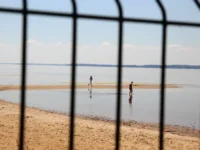 kak omar defeo vidit spasenie peschanyh plyazhej ot urbanizaczii-lavi-su-0