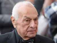 Левон Оганезов провел прощальную церемонию в Нью-Йорке, вспоминая «Клуб Белый попугай» levon oganezov provel proshhalnuyu czeremoniyu v nyujorke vspominaya klub belyj popugaj-lavi-su-0