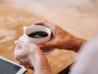 Мнение врачей о кофе и артериальном давлении Тамаза Гаглошвили и Зары Марянян mnenie vrachej o kofe i arterialnom davlenii tamaza gagloshvili i zary maryanyan-lavi-su-0