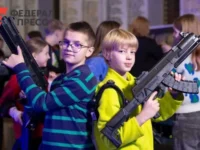 muzej pobedy i fond zashhitniki otechestva otkroyut elku pobedy dlya detej svo-lavi-su-0