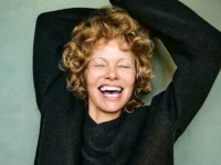 Памела Андерсон делится вдохновляющими кадрами без грима для Instagram pamela anderson delitsya vdohnovlyayushhimi kadrami bez grima dlya -lavi-su-0