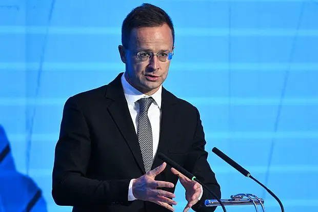 Петер Сийярто