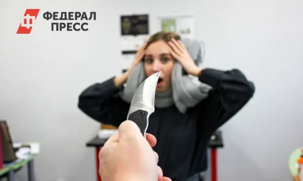 Полицейские Спасска-Рязанского защитили девушку и возбудили уголовное дело-0